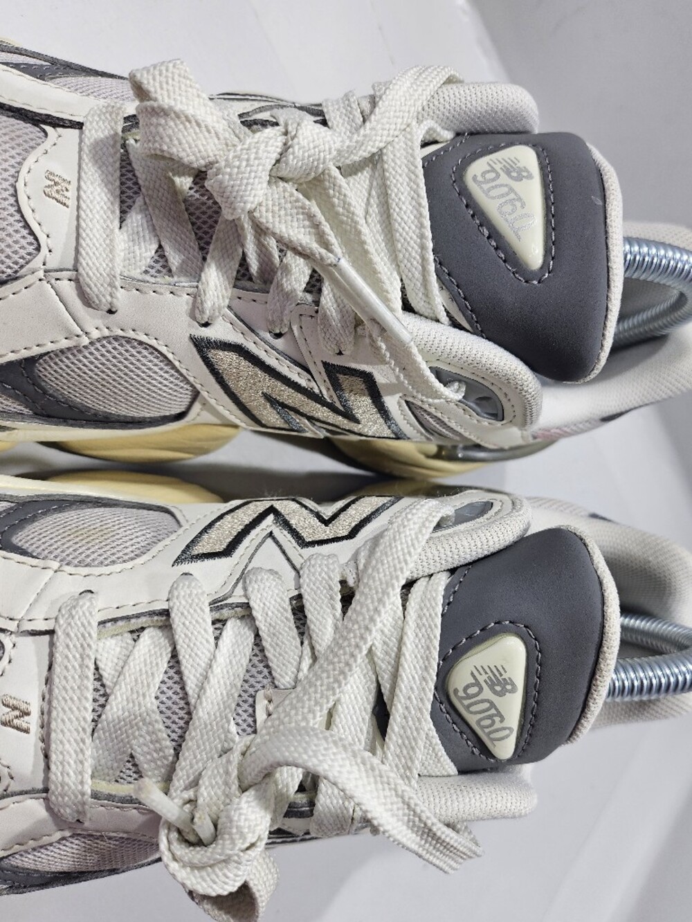 NEW BALANCE 9060 SEA SALT CASTLEROCK SNEAKERS WOMEN'S SIZE 5.5 - Picture 7 of 15